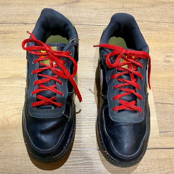 Nike Air Force 1 w/ Box - Picture 2 of 10